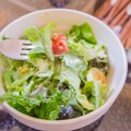 「常見5種蔬菜」生吃恐浪費！醫認證：煮熟營養更好吸收 胡蘿蔔、番茄都中