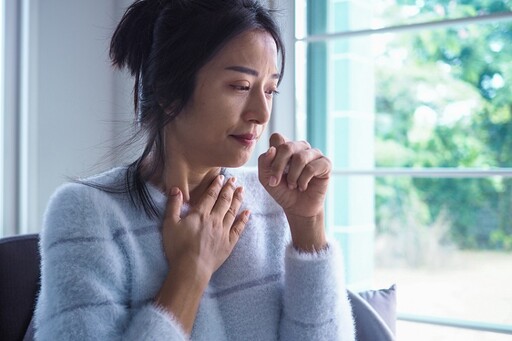 專家籲健保納快篩與穩定用藥 防堵感冒、流感、新冠三重夾擊