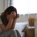 莫名情緒低落？專家曝：可能是「這3類藥」影響心情 降血壓藥上榜