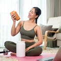 「高蛋白飲3陷阱」恐讓你愈喝愈胖！營養師揭：是潛藏糖炸彈 碳水超過Ｏ克注意