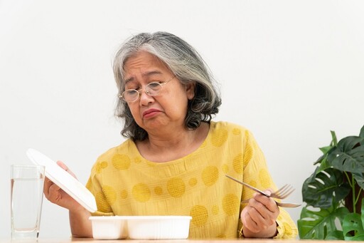 沒食慾還瘦不下來？中醫師揭「痰濕體質5徵兆」惹禍 這樣排濕瘦得快