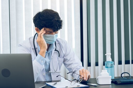 醫護猝死案例頻傳！ 專家揭「5大元凶」：第3點最常被忽視