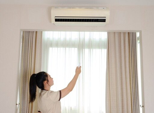 冷氣吹太久反而生病？醫提醒：當心「冷氣病」悄悄上身