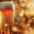 喝酒能護心？研究：每周喝超過8杯酒，大腦病變風險飆升133％！