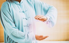 中醫養生5招延年益壽:太極、八段錦到提肛運動,氣血順暢身心健康