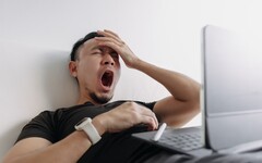 緊張焦慮千萬別碰「這3種食物」！營養師：恐讓情緒更崩潰 咖啡上榜