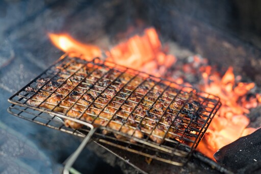吃完燒烤冒痘、腸胃脹？醫推「這5種食材」一定要一起烤 豆干、豆皮入列