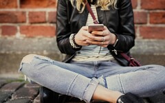 別以為是坐太久！醫師解析「大轉子疼痛症候群」與自我保養法