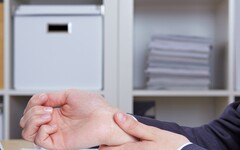 家族性類澱粉多發性神經病變恐半數遺傳 醫籲：出現手腳麻木別拖！