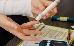 不吃甜就安全？營養師點名「常吃這幾樣」血糖飆更快 餐後立刻吃水果也不OK