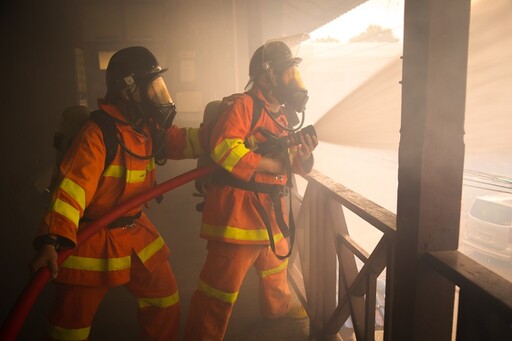 香港宏福苑惡火奪命!為何不能躲浴室、搭電梯? 專家揭火場致命關鍵