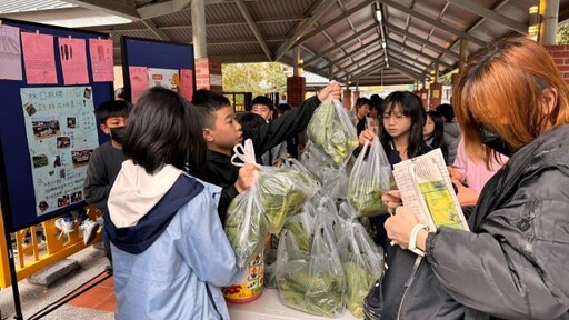 新北青農推食農教育 種有機蔬菜回饋社會