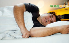 38歲男星猝逝 罹患「睡眠呼吸中止症」一晚斷氣超過100次！