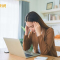 雙側頭痛也可能是偏頭痛惹禍！ 醫揭：75%的人會在35歲前發病