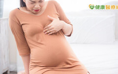 孕婦罹患罕見心臟疾病險送命 搶救10天母子均安、順利出院