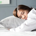 為何人類需要睡覺「不睡恐會死」？ 科學家終於給答案：大腦重置至「臨界性」狀態