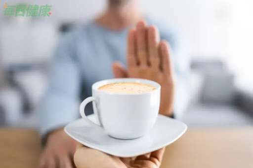 高血壓者別再疑惑！「喝咖啡會升血壓」真相一次看 醫吩咐：這些人要特別小心