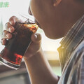 零卡飲料隨意喝？ 營養師曝風險：長期喝恐增「心血管疾病」