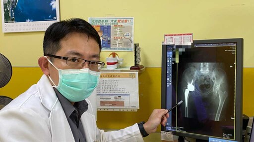 員榮醫師妙手回春 旅加婦腰痛20年術後痊癒感動致謝