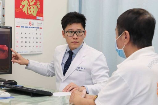 便血一年檢查揪出直腸早期腺癌 大里仁愛醫院達文西手術精準切除