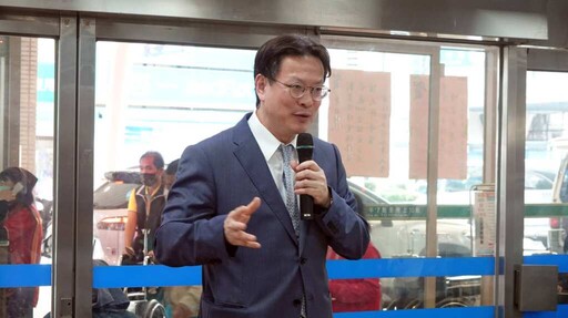 影/守護偏鄉弱勢兒童 彰基、康橋捐二基0-4歲兒童醫療專用交通車