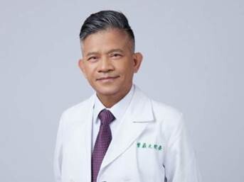 精準醫學》同樣看病,為何醫師說法南轅北轍?曾嶔元:科學只渡有緣人,治療主導權在病患