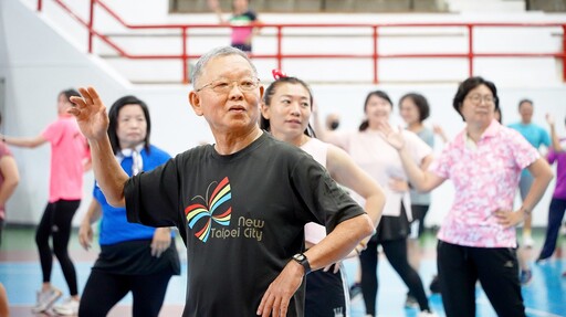 「揪你運動」熱力開跳 嘉義300市民一起甩脂肪