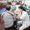 嘉義市設大型疫苗接種站 黃敏惠到場關心 1350人響應抗疫行動