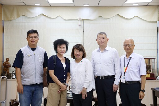 嘉義講座500市民搶聽 譚敦慈教生活避毒小撇步