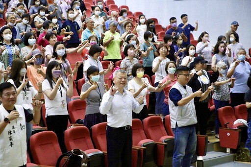 嘉義講座500市民搶聽 譚敦慈教生活避毒小撇步