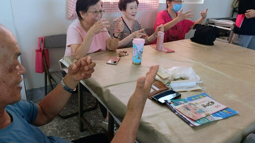 預防失智這樣吃!基隆長輩學彩虹飲食練健腦