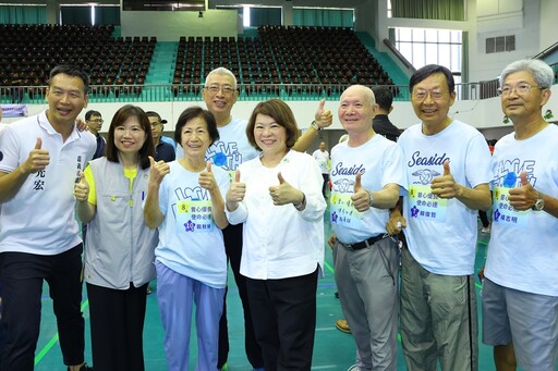 黃敏惠市長與3位逾90歲「勇嬤」競艇體驗科技競賽