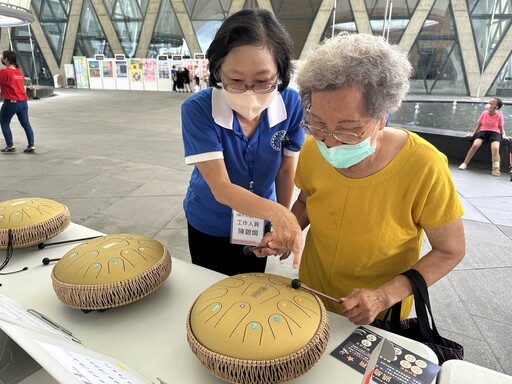 輔英科大X高市衛生局 300親子智勇闖關、打破失智迷思