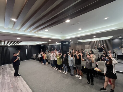 失智照護進階實戰 臺東啟動「大腦保健實作班」全面強化照護據點專業力