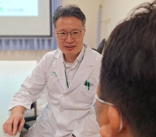 長時間戴安全帽引發頭皮毛囊炎患者增加2成 含類固醇藥膏別亂擦以免皮膚抵抗力降低