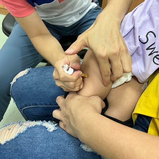 腸病毒疫情升溫 南投弱勢家庭幼童免費腸病毒71型疫苗接種