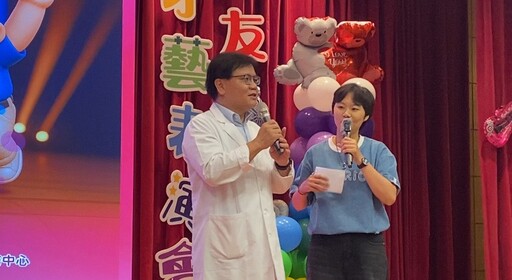 抗癌不孤單!高雄長庚才藝表演會 癌友用生命之光照亮舞台