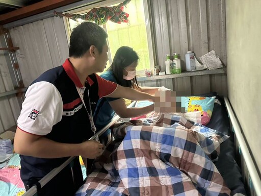 連日豪雨停班課 嘉縣大埔衛生所暖心換管不間斷