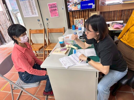 響應世界骨鬆日嘉基深入阿里山推動骨鬆防治 守護偏鄉長者骨本健康