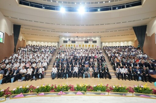 高雄榮總歡慶35週年慶典 表揚優良醫師 共創永續醫療