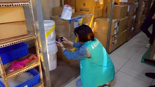 嘉縣衛生局嚴堵含蘇丹紅化粧品流入市面 下架1.3萬件產品