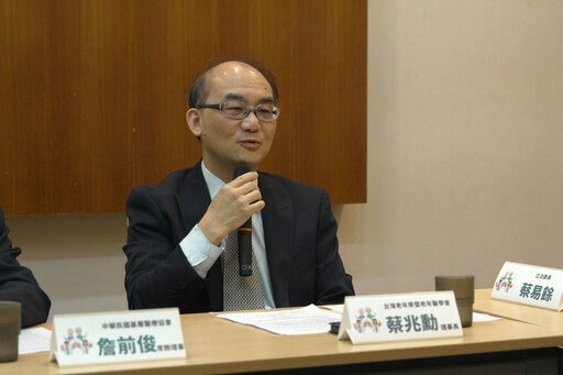 專家籲建立分級防疫公衛醫療網 強化基層篩檢量能降低醫院負載