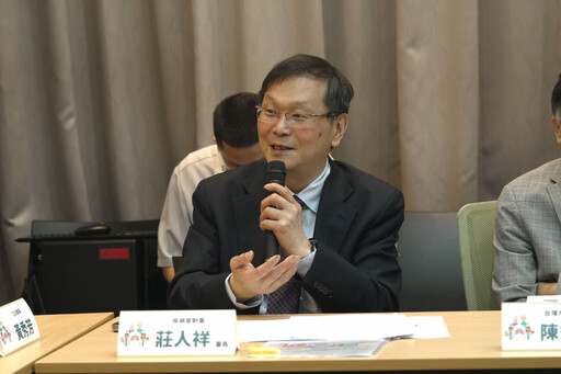 專家籲建立分級防疫公衛醫療網 強化基層篩檢量能降低醫院負載