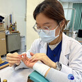 跌倒後手腕劇痛 小心是手腕骨折