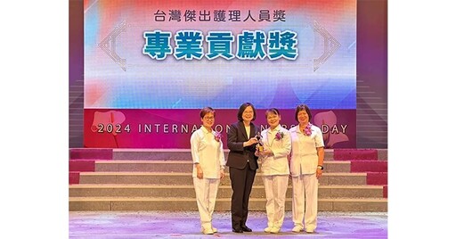 護理之光！陳麗貞深耕36年，榮獲「台灣護理學會專業貢獻獎」