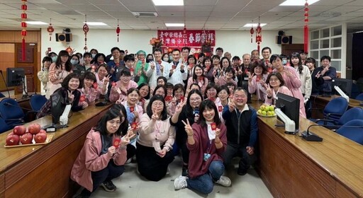 嘉灣榮院舉行新春團拜 陳正榮勉勵團隊做榮民眷健康的堅實後盾