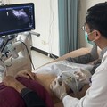 99歲擺脫輪椅危機!南投醫院再生醫學重拾行動力
