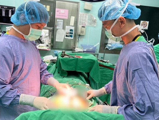 6旬男罹腸癌4年來復發轉移 南投醫院溫熱療法成功克癌