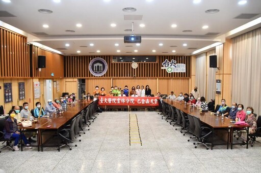 臺大醫院雲林分院巴金森病友會登場 勇腳棍健走課助病友穩健每一步