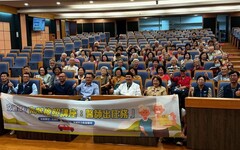 高齡換照講座 醫師出任務 高雄場全國首發
